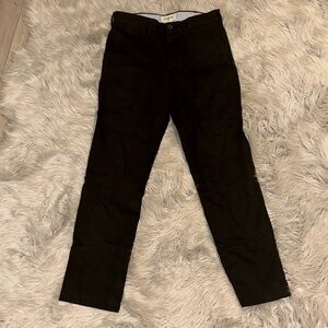 Dockers Men's Slim tapered, navy blue pants excellent condition, 28x 28.5”